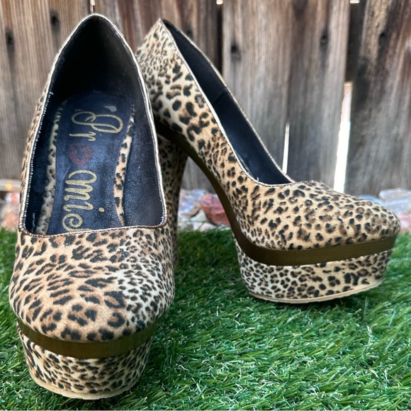 PR💋MISE  Platform High Heels - Picture 4 of 6